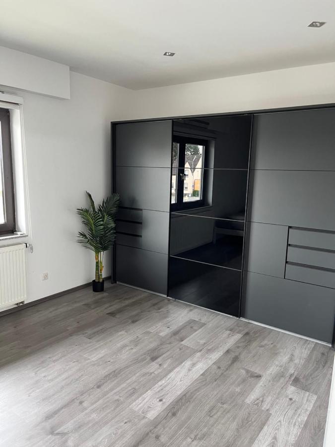 Messewohnung/Ferienwohnung Kolín nad Rýnem Exteriér fotografie